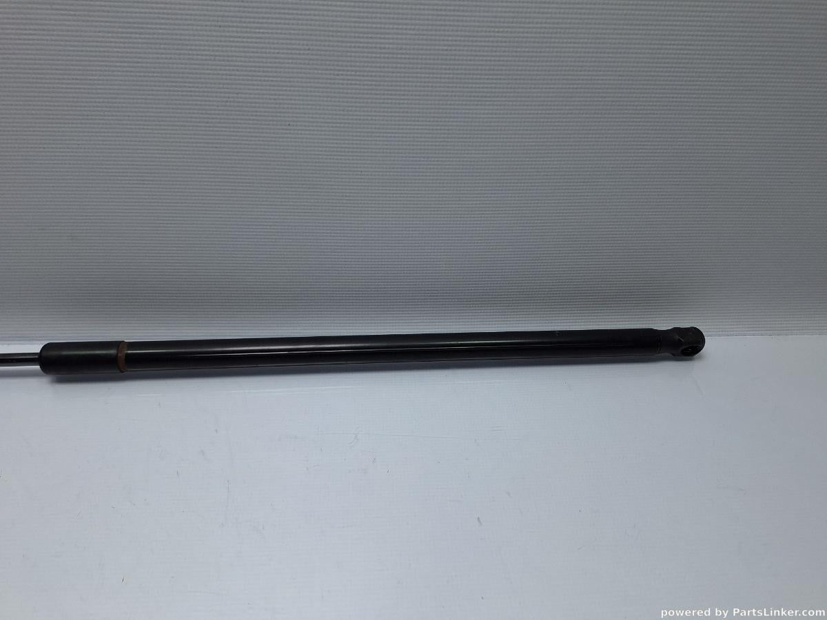 Amortizor capota motor VOLKSWAGEN PASSAT Variant (3C5) [ 2005 - 2011 ] TDI (CBDC) 81KW|110HP OEM 3C0823359A