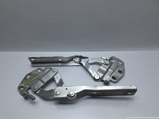 Balamale capota motor VOLKSWAGEN PASSAT Variant (3C5) [ 2005 - 2011 ] TDI (CBDC) 81KW|110HP OEM 3C0823301E , 3C0823302E