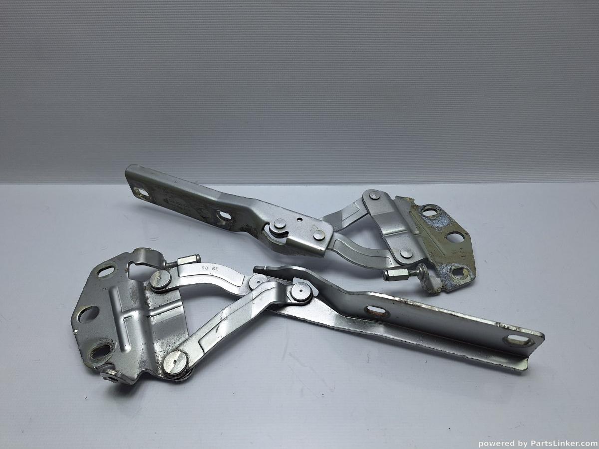 Balamale capota motor VOLKSWAGEN PASSAT Variant (3C5) [ 2005 - 2011 ] TDI (CBDC) 81KW|110HP OEM 3C0823301E , 3C0823302E
