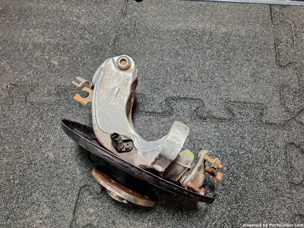 Fuzeta stanga fata VOLKSWAGEN PASSAT Variant (3C5) [ 2005 - 2011 ] TDI (CBDC) 81KW|110HP OEM 3C0407253F