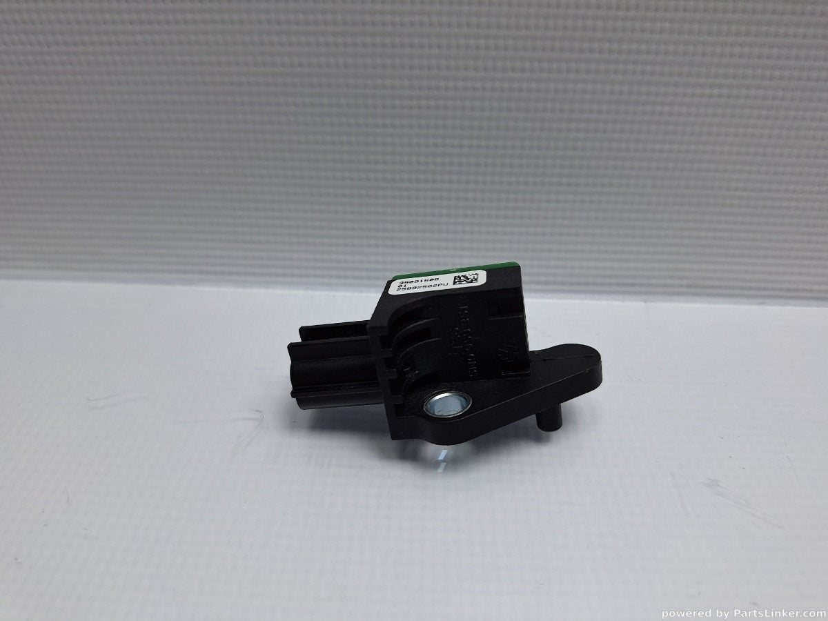 Senzor impact airbag VOLKSWAGEN PASSAT Variant (3C5) [ 2005 - 2011 ] TDI (CBDC) 81KW|110HP 5N0959351B