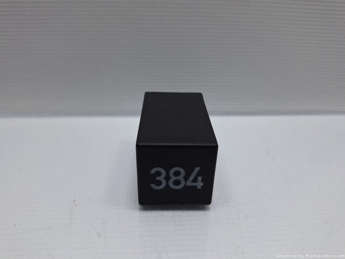 Releu 384 VOLKSWAGEN PASSAT Variant (3B6) [ 2000 - 2005 ] TDI (AVB) 74KW|101HP 8D0919578A