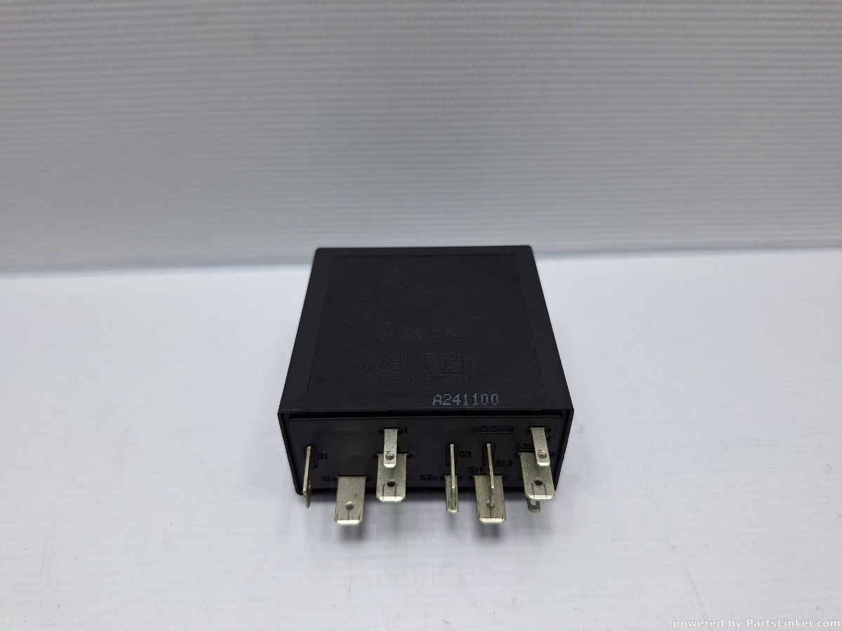 Releu 377 VOLKSWAGEN PASSAT Variant (3B6) [ 2000 - 2005 ] TDI (AVB) 74KW|101HP 4B0955531A