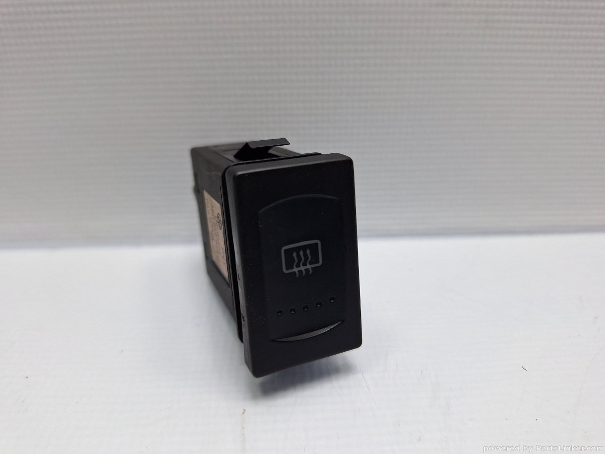 Buton dezaburire luneta VOLKSWAGEN PASSAT Variant (3B6) [ 2000 - 2005 ] TDI (AVB) 74KW|101HP 3B0959621C