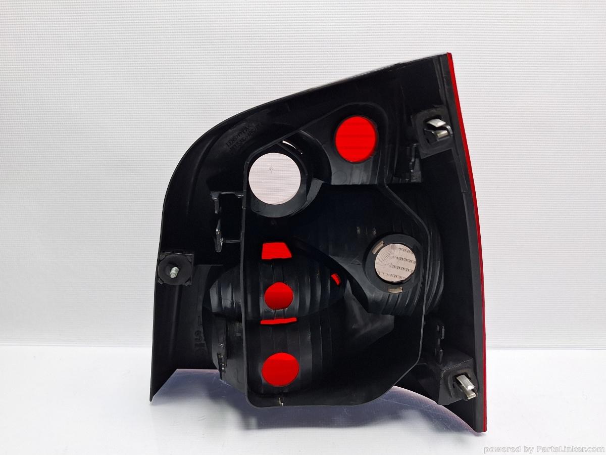 Lampa spate / Stop VOLKSWAGEN POLO 9N_ 2001 - 2012 16V AUA, BBY, BKY 6Q6945095Q