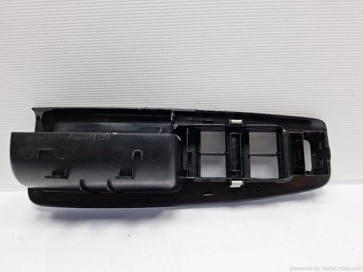 Maner usa stanga fata VOLKSWAGEN POLO (9N_) [ 2001 - 2012 ] 16V (AUA, BBY, BKY) 55KW|75HP OEM 6Q1867171F