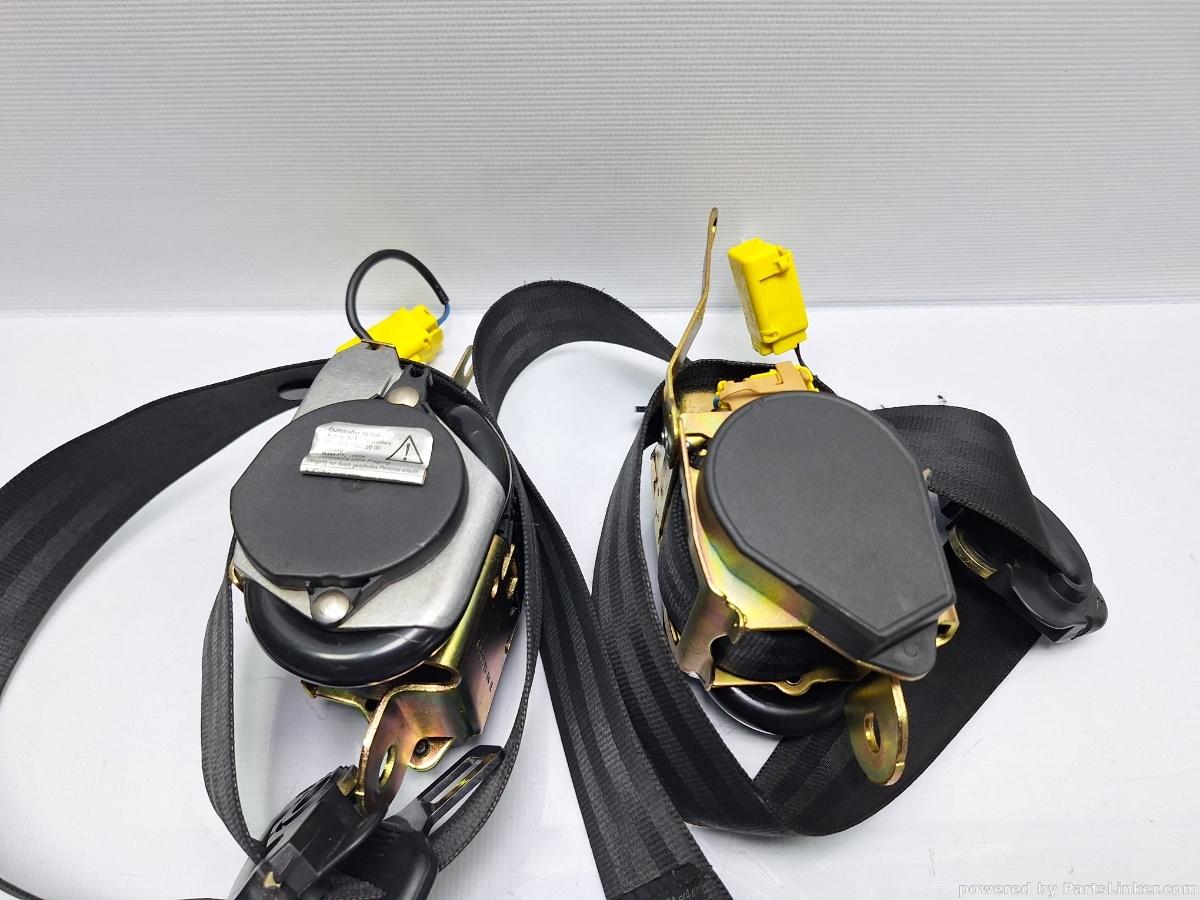 Set centuri de siguranta fata VOLKSWAGEN POLO 9N_ 2001 - 20121.4 16V AUA, BBY, BKY 6Q4857706G , 6Q4857705G