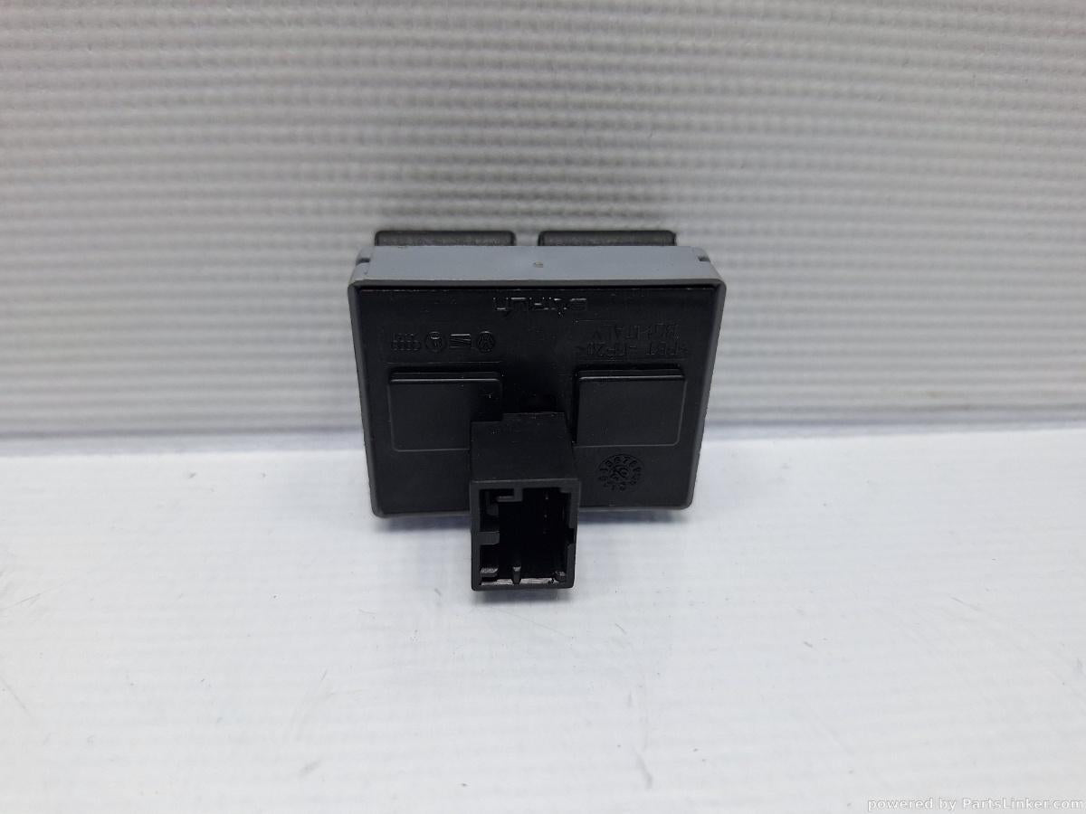 Comanda geanuri electrice VOLKSWAGEN POLO (9N_) [ 2001 - 2012 ] 16V (AUA, BBY, BKY) 55KW|75HP OEM 6Q0959858