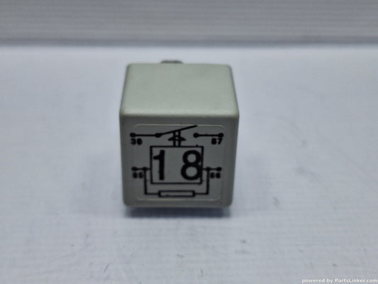 Releu 18 VOLKSWAGEN POLO (9N_) [ 2001 - 2012 ] 16V (AUA, BBY, BKY) 55KW|75HP 191937503