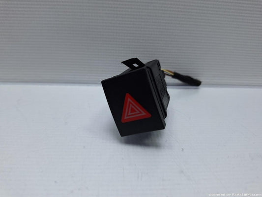 Buton avarie VOLKSWAGEN POLO (9N_) [ 2001 - 2012 ] 16V (AUA, BBY, BKY) 55KW|75HP OEM 6Q0953235A