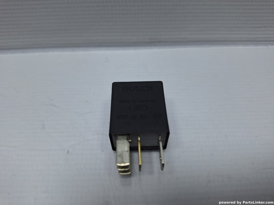 Releu 404 VOLKSWAGEN POLO (9N_) [ 2001 - 2012 ] 16V (AUA, BBY, BKY) 55KW|75HP 7M0951253C