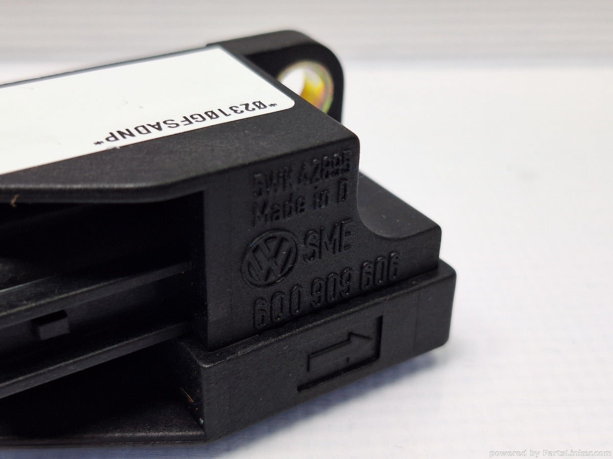 Senzor impact airbag VOLKSWAGEN POLO (9N_) [ 2001 - 2012 ] 16V (AUA, BBY, BKY) 55KW|75HP 6Q0909606