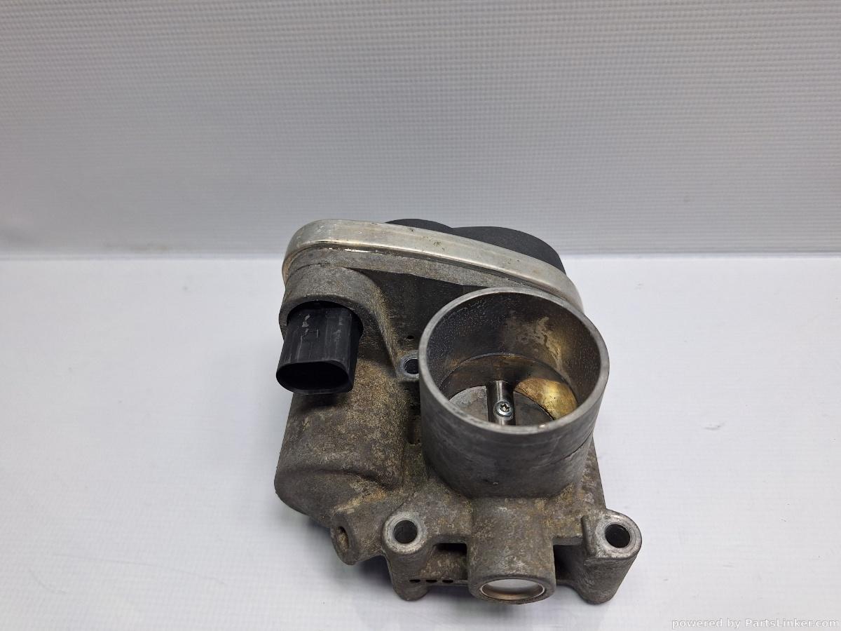 Clapeta de acceleratie VOLKSWAGEN POLO (9N_) [ 2001 - 2012 ] 16V (AUA, BBY, BKY) 55KW|75HP OEM 036133062N