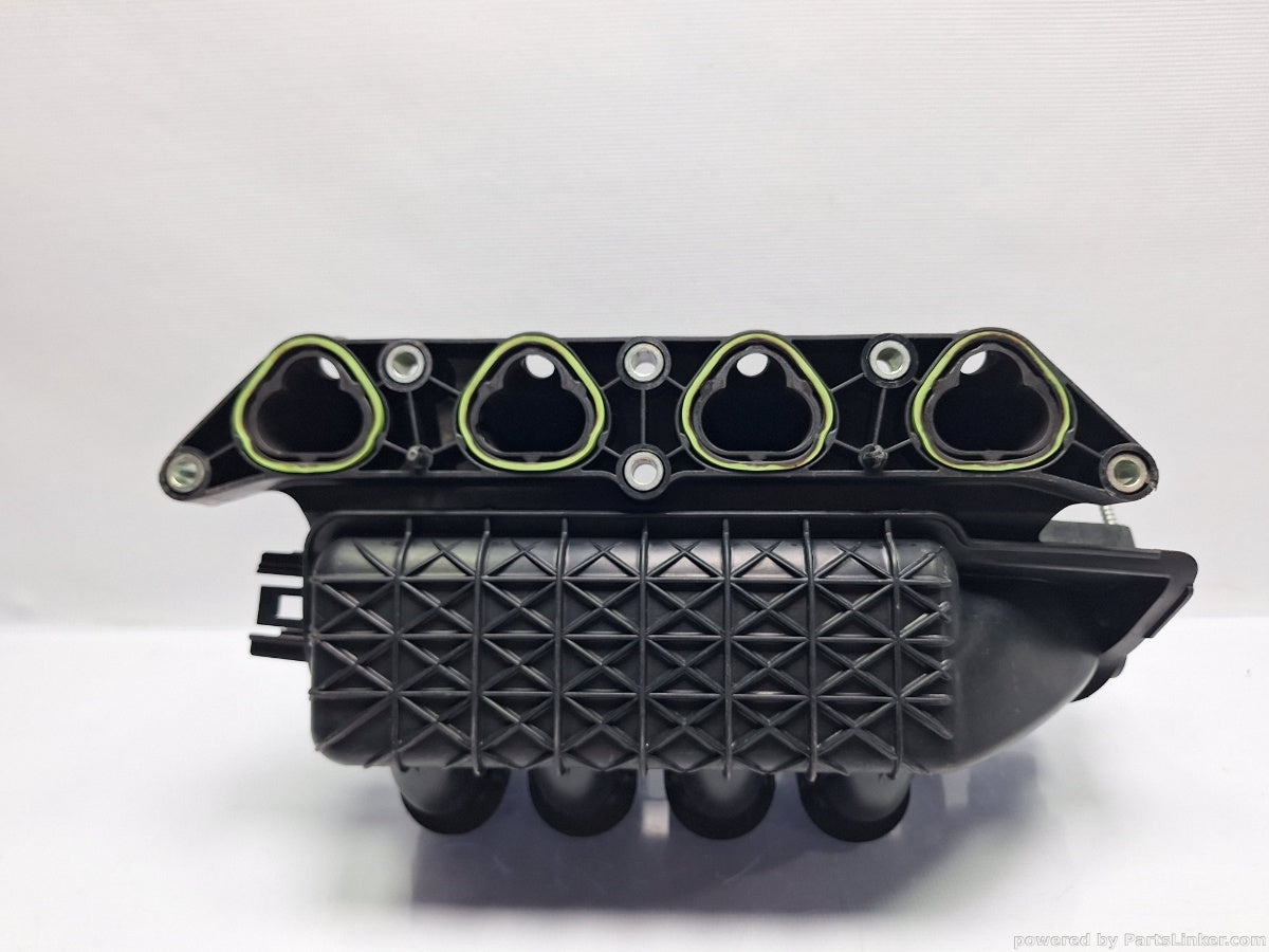 Galerie de admisie VOLKSWAGEN POLO (9N_) [ 2001 - 2012 ] 16V (AUA, BBY, BKY) 55KW|75HP 036129711FM