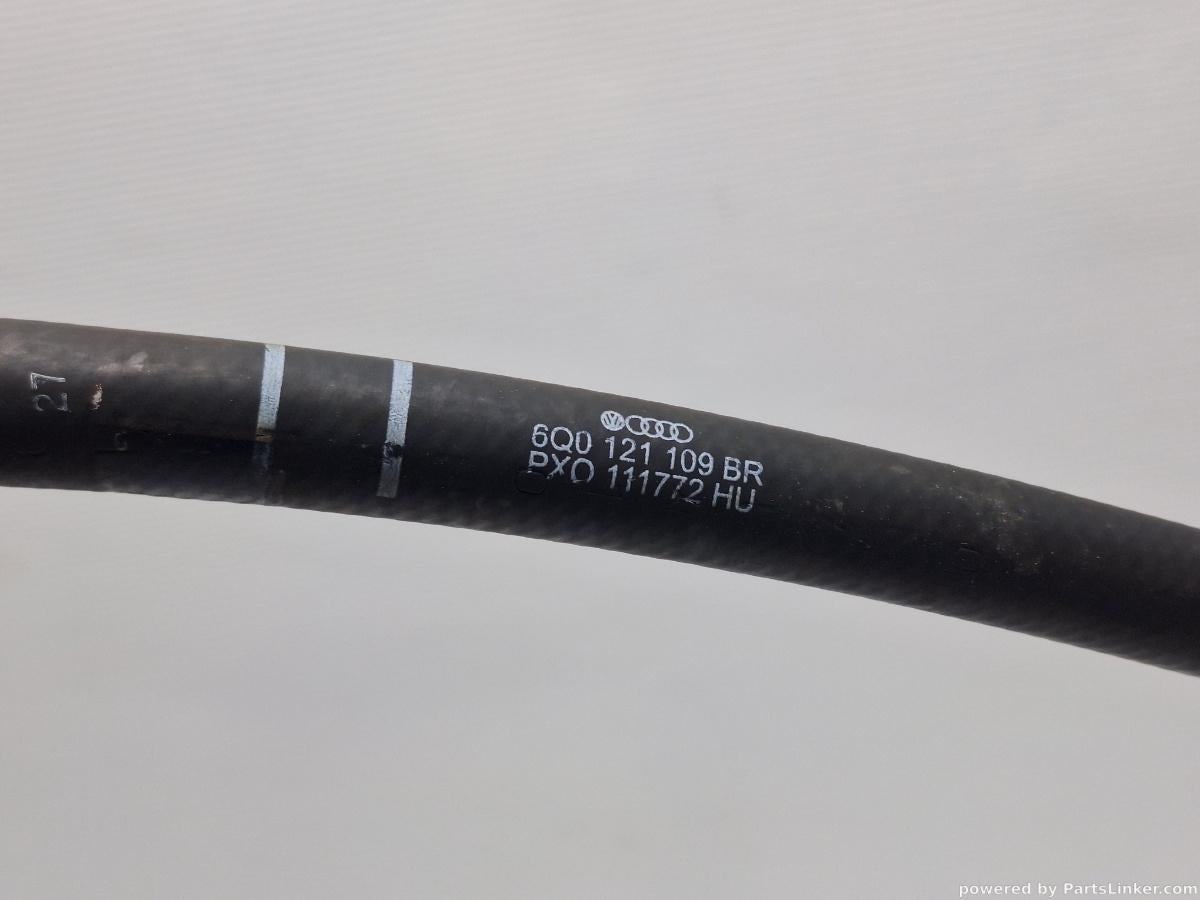 Furtun apa VOLKSWAGEN POLO (9N_) [ 2001 - 2012 ] OEM 6Q0121109BR