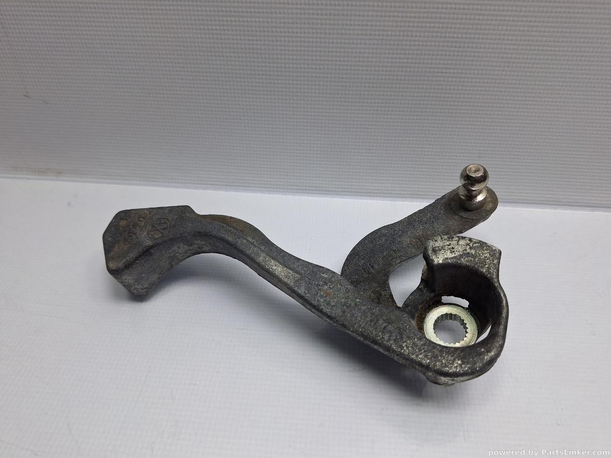 Levier schimbator VOLKSWAGEN POLO (9N_) [ 2001 - 2012 ] OEM 6Q0711051M