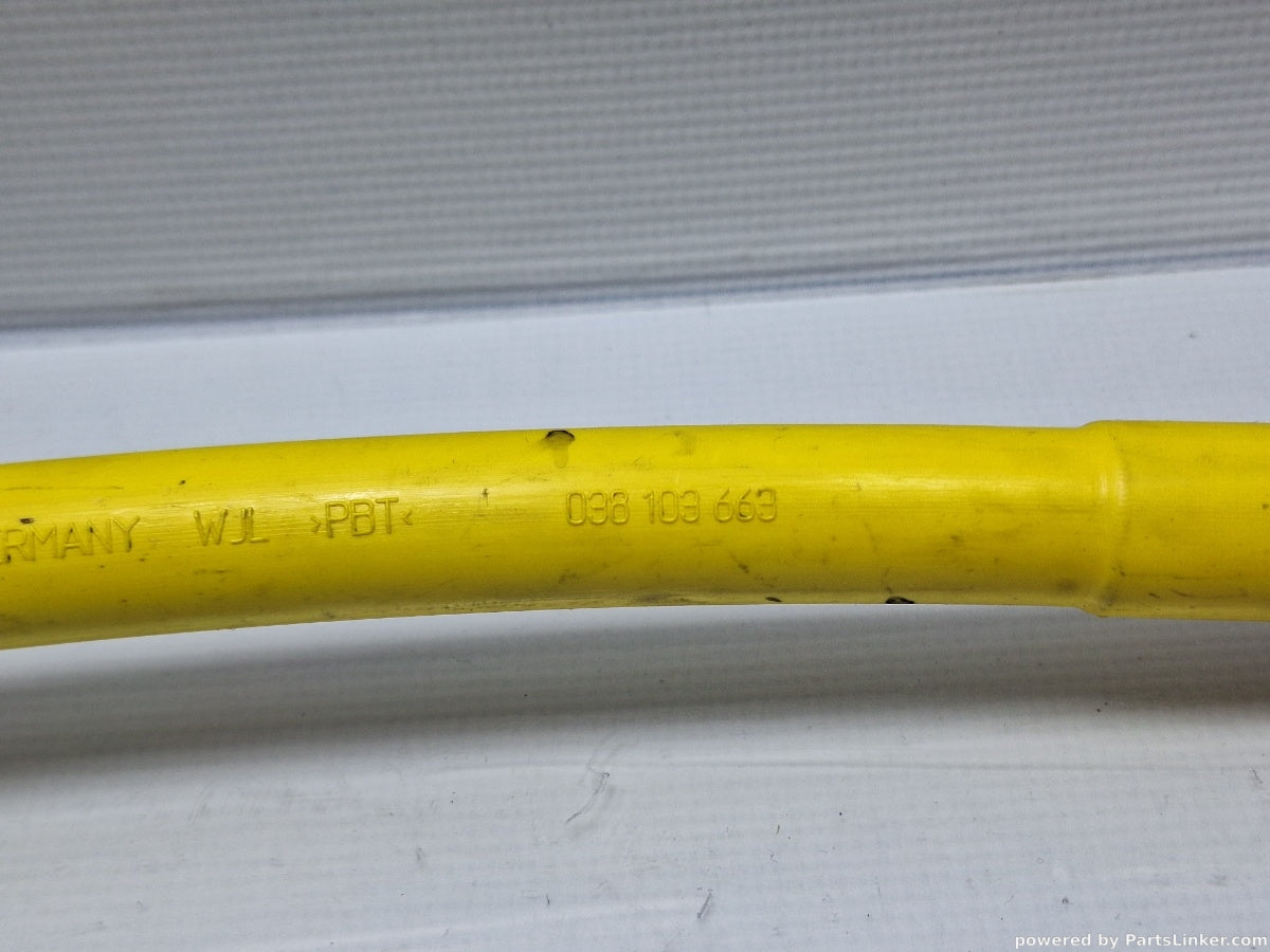 Joja ulei VOLKSWAGEN PASSAT Estate (3B5) [ 1997 - 2001 ] TDI (AJM, ATJ) 85KW|115HP 038109663 , 038115611B