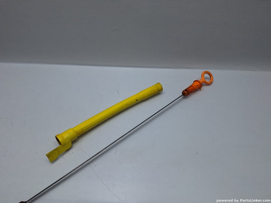 Joja ulei VOLKSWAGEN PASSAT Estate (3B5) [ 1997 - 2001 ] TDI (AJM, ATJ) 85KW|115HP 038109663 , 038115611B