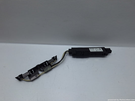 Microfon VOLKSWAGEN PASSAT Variant (3C5) [ 2005 - 2011 ] TDI (CBDC) 81KW|110HP 3C0951171C