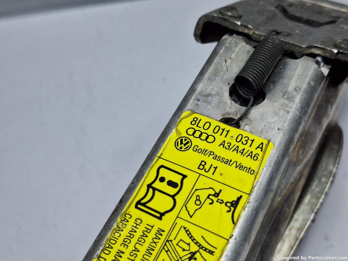 Cric AUDI A3 (8L1) [ 1996 - 2006 ] OEM 8L0011031A