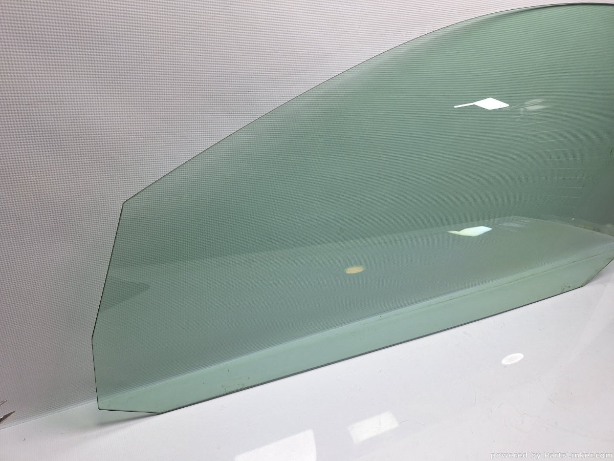 Geam usa Stanga VOLKSWAGEN GOLF V (1K1) [ 2003 - 2009 ] TDI 16V (BKD) 103KW|140HP 1K3845201B