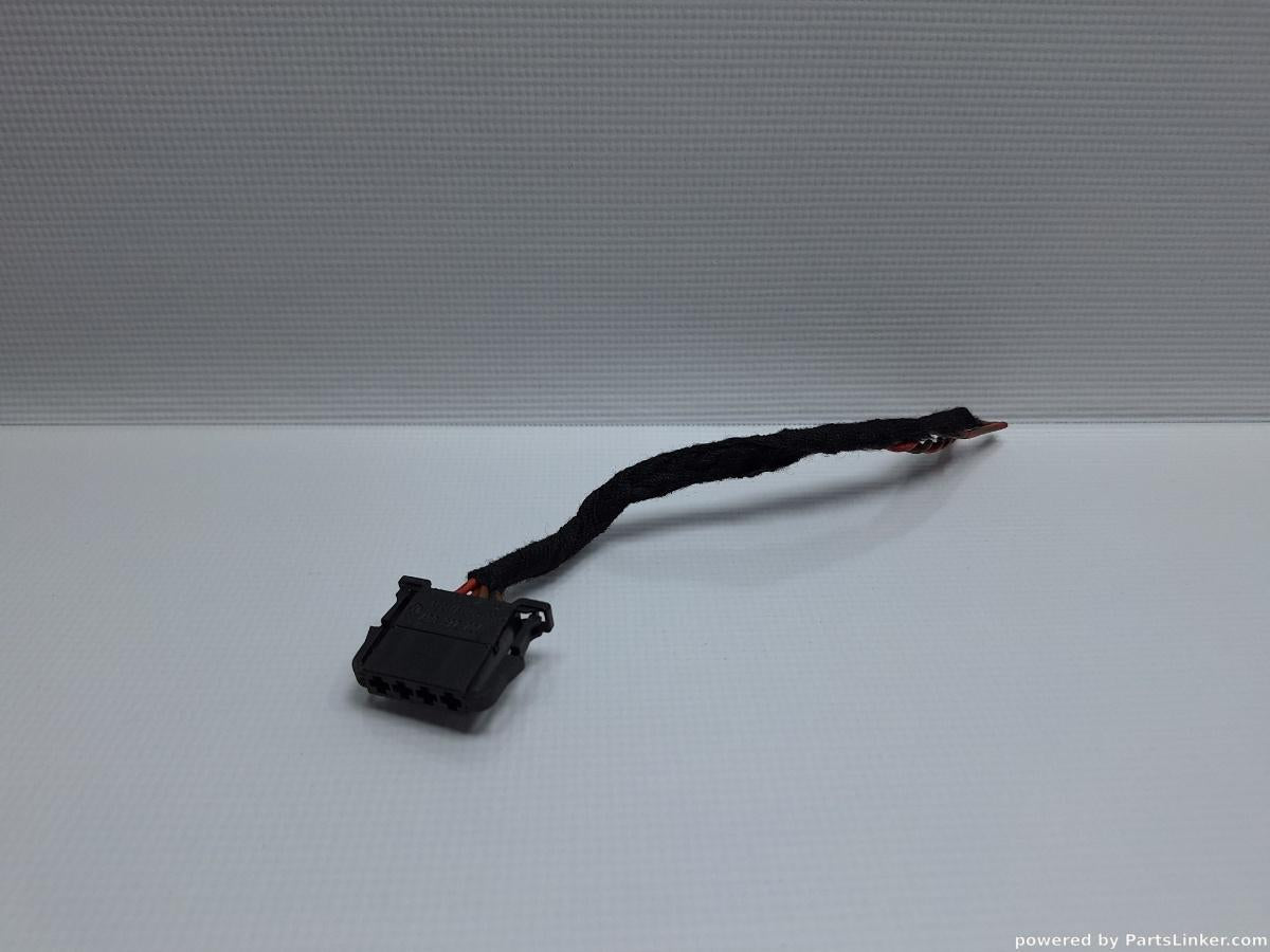 Conector stop VOLKSWAGEN TIGUAN (5N_) [ 2007 - > ] OEM 4D0972704