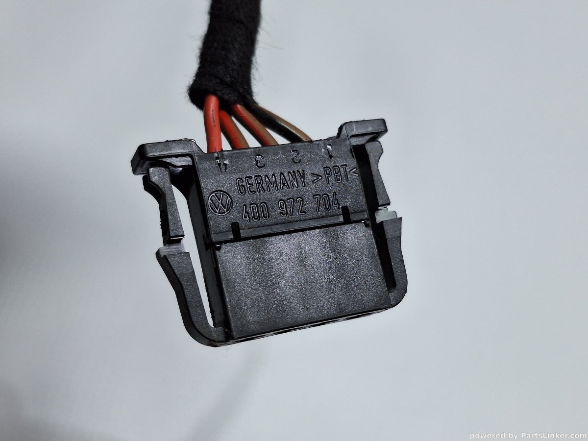 Conector stop VOLKSWAGEN TIGUAN (5N_) [ 2007 - > ] TDI (CBAB, CFFB) 103KW|140HP 4D0972704