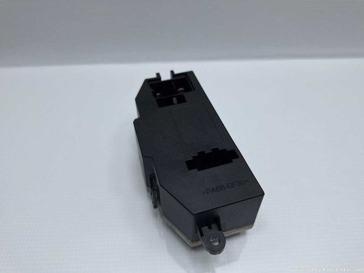 Rezistenta trepte aeroterma VOLKSWAGEN PASSAT Variant (365) [ 2010 - 2014 ], VOLKSWAGEN PASSAT (365) [ 2010 - 2014 ] 1.6 TDi BlueMotion (CAYC) 77KW|105HP OEM 3C0907521F