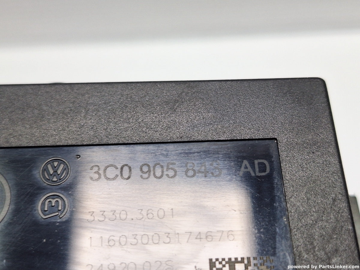 Contact auto VOLKSWAGEN PASSAT (365) [ 2010 - 2014 ] 1.6 TDi BlueMotion (CAYC) 77KW|105HP 3C0905843AD