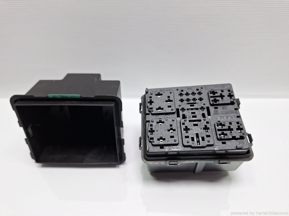 Panou relee VOLKSWAGEN PASSAT (365) [ 2010 - 2014 ] 1.6 TDi BlueMotion (CAYC) 77KW|105HP 7N0937311 , 1K0937507B