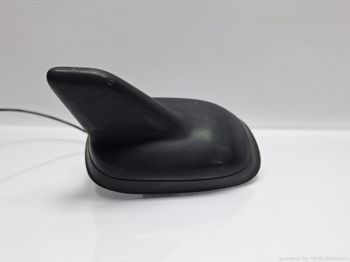 Antena radio VOLKSWAGEN PASSAT Variant (365) [ 2010 - 2014 ], VOLKSWAGEN PASSAT (365) [ 2010 - 2014 ] 1.6 TDi BlueMotion (CAYC) 77KW|105HP OEM 3C0035507AA