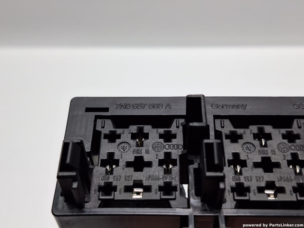 Panou relee VOLKSWAGEN PASSAT (365) [ 2010 - 2014 ] 1.6 TDi BlueMotion (CAYC) 77KW|105HP 7N0937503A