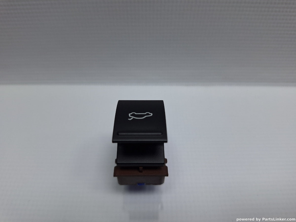Buton deschidere haion VOLKSWAGEN PASSAT (365) [ 2010 - 2014 ] 1.6 TDi BlueMotion (CAYC) 77KW|105HP 3AA959831