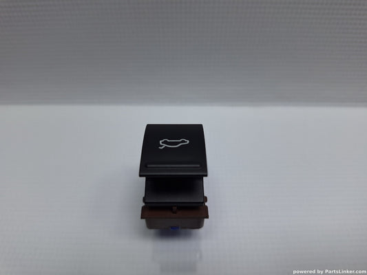 Buton deschidere haion VOLKSWAGEN PASSAT (365) [ 2010 - 2014 ] 1.6 TDi BlueMotion (CAYC) 77KW|105HP 3AA959831