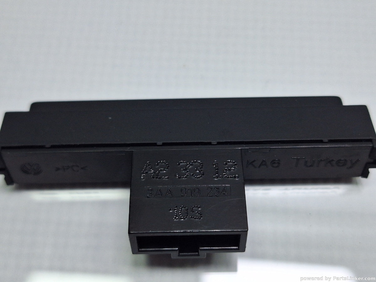 Indicator Airbag off VOLKSWAGEN PASSAT (365) [ 2010 - 2014 ] 1.6 TDi BlueMotion (CAYC) 77KW|105HP 3AA919234