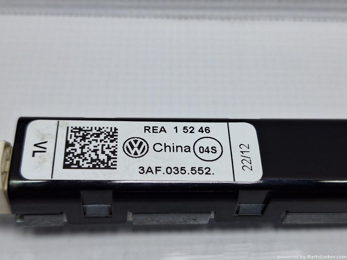 Amplificator antena radio VOLKSWAGEN PASSAT Variant (365) [ 2010 - 2014 ], VOLKSWAGEN PASSAT (365) [ 2010 - 2014 ] 1.6 TDi BlueMotion (CAYC) 77KW|105HP OEM 3AF035552