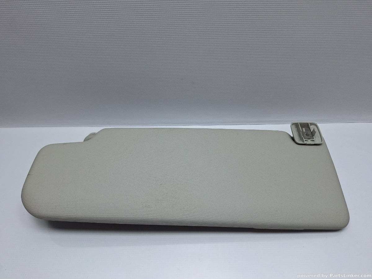 Parasolar dreapta VOLKSWAGEN PASSAT (365) [ 2010 - 2014 ] 1.6 TDi BlueMotion (CAYC) 77KW|105HP 1K0857552