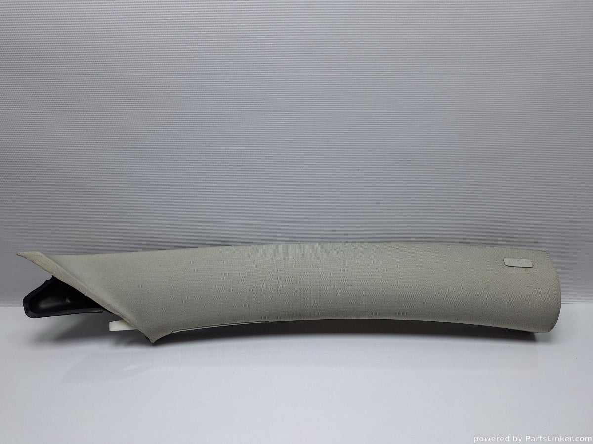 Ornament stalp parbriz dreapta VOLKSWAGEN PASSAT (365) [ 2010 - 2014 ] 1.6 TDi BlueMotion (CAYC) 77KW|105HP 3AA867234A