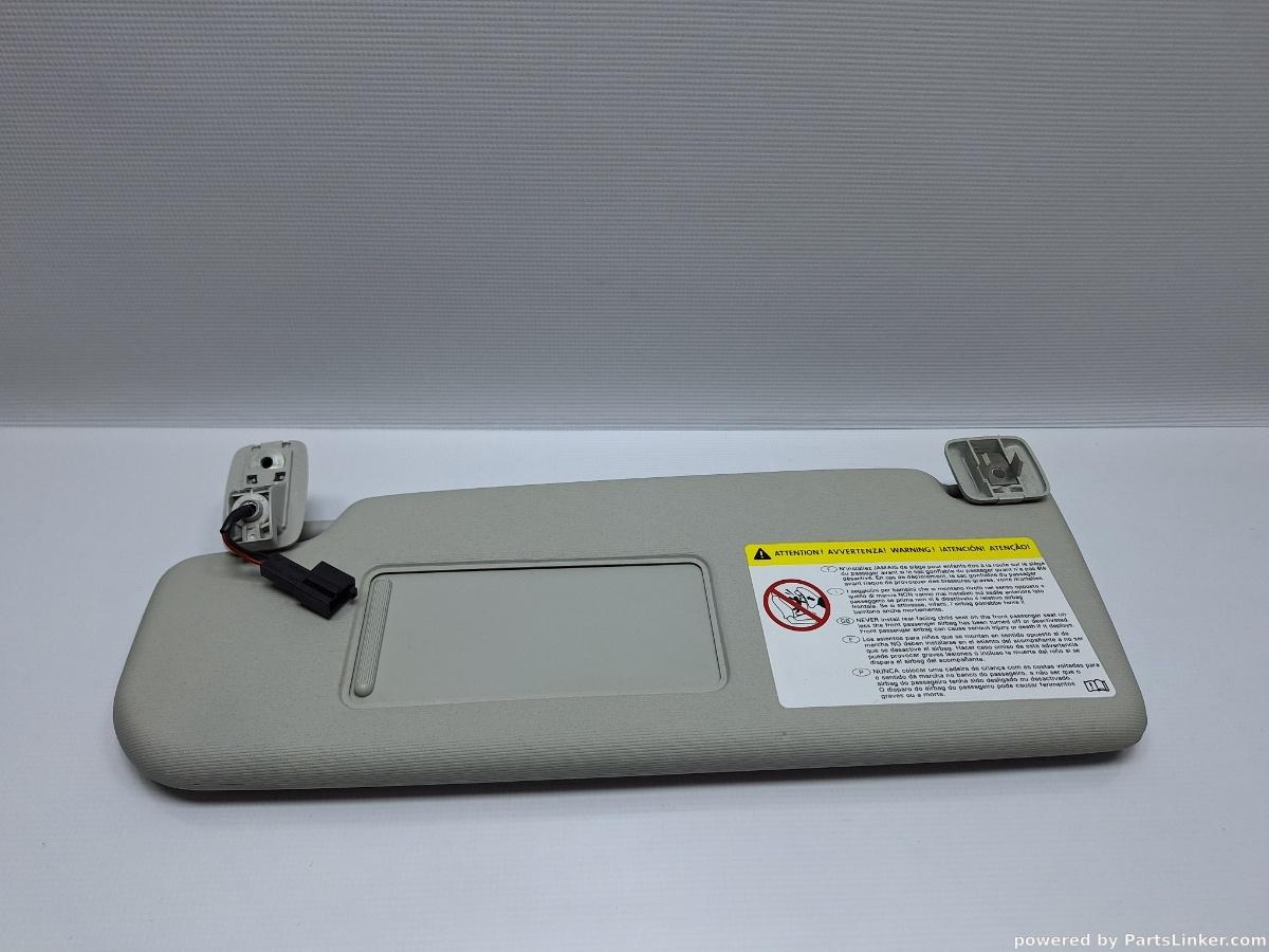Parasolar VOLKSWAGEN PASSAT Variant (365) [ 2010 - 2014 ], VOLKSWAGEN PASSAT (365) [ 2010 - 2014 ] 1.6 TDi BlueMotion (CAYC) 77KW|105HP OEM 1K0857551