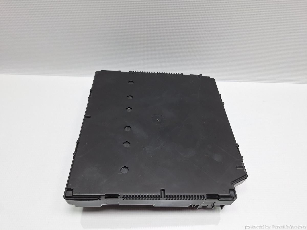 Modul BCM VOLKSWAGEN PASSAT Variant (365) [ 2010 - 2014 ], VOLKSWAGEN PASSAT (365) [ 2010 - 2014 ] 1.6 TDi BlueMotion (CAYC) 77KW|105HP OEM 3AA937087F