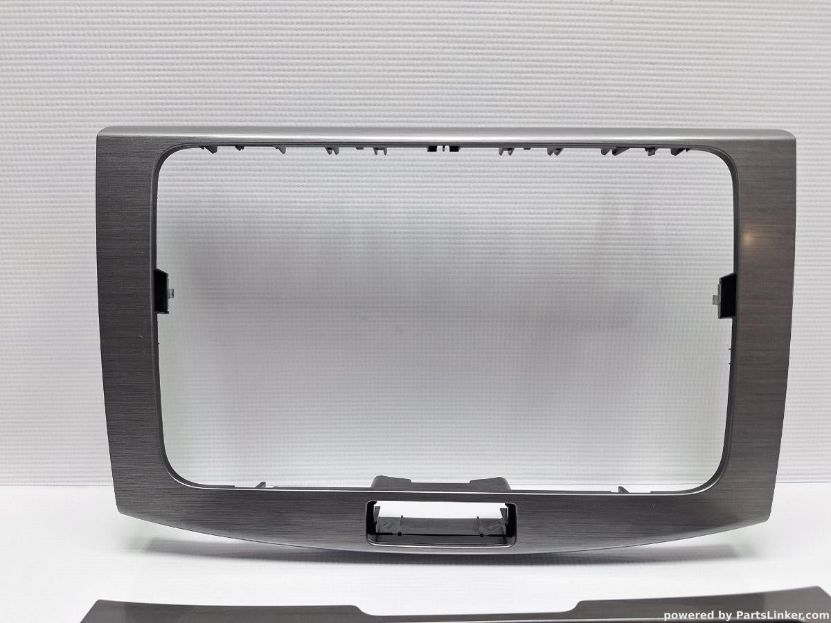 Treemuri plansa bord VOLKSWAGEN PASSAT Variant (365) [ 2010 - 2014 ], VOLKSWAGEN PASSAT (365) [ 2010 - 2014 ] 1.6 TDi BlueMotion (CAYC) 77KW|105HP OEM 3AA858069H , 3C8863100B