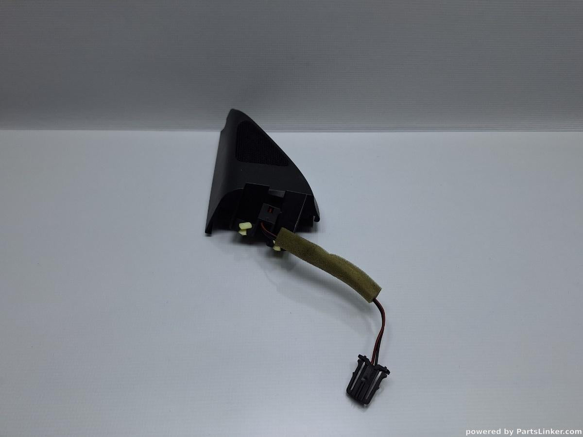 Treeter usa stanga fata VOLKSWAGEN PASSAT Variant (365) [ 2010 - 2014 ], VOLKSWAGEN PASSAT (365) [ 2010 - 2014 ] 1.6 TDi BlueMotion (CAYC) 77KW|105HP OEM 3AA837993B / 3C8035411