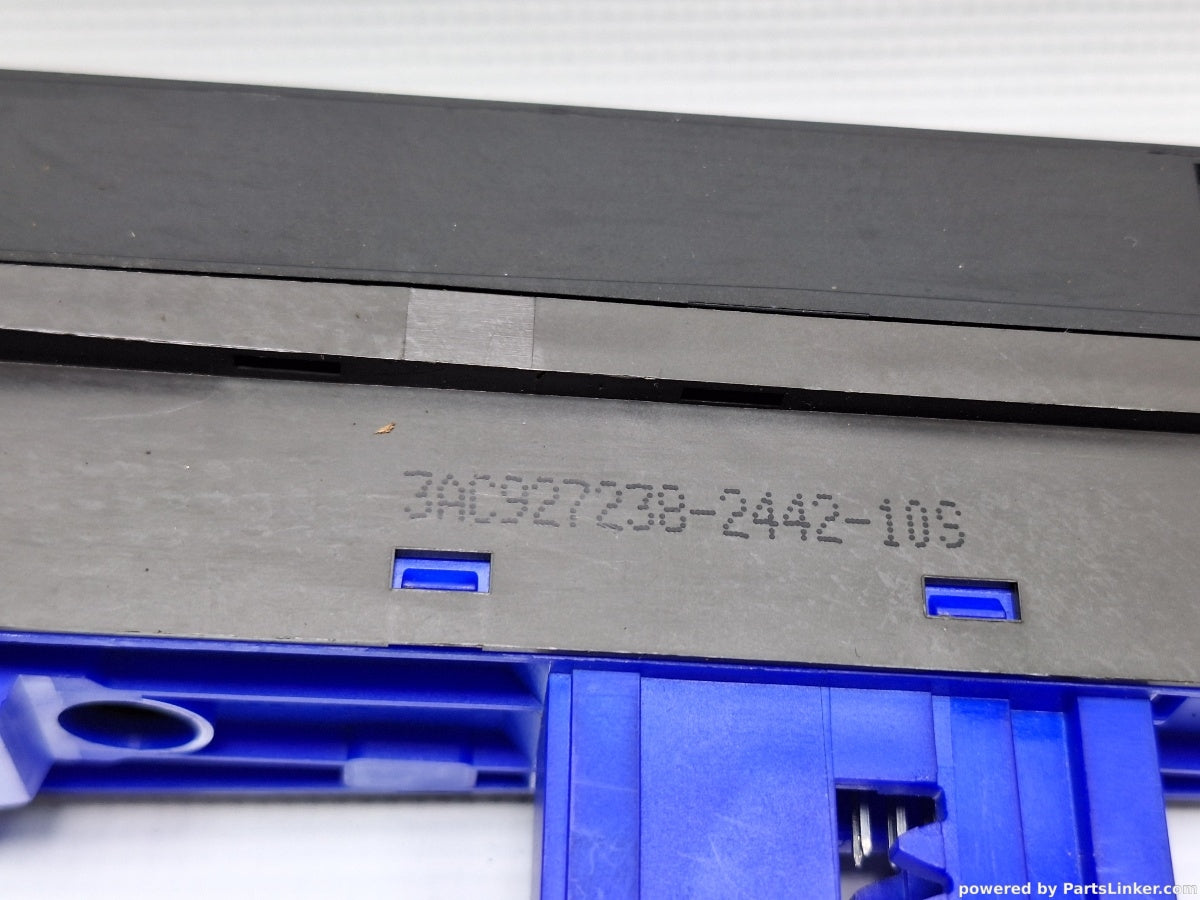 Bloc butoane schimbator dreapta VOLKSWAGEN PASSAT (365) [ 2010 - 2014 ] 1.6 TDi BlueMotion (CAYC) 77KW|105HP 3AC927238