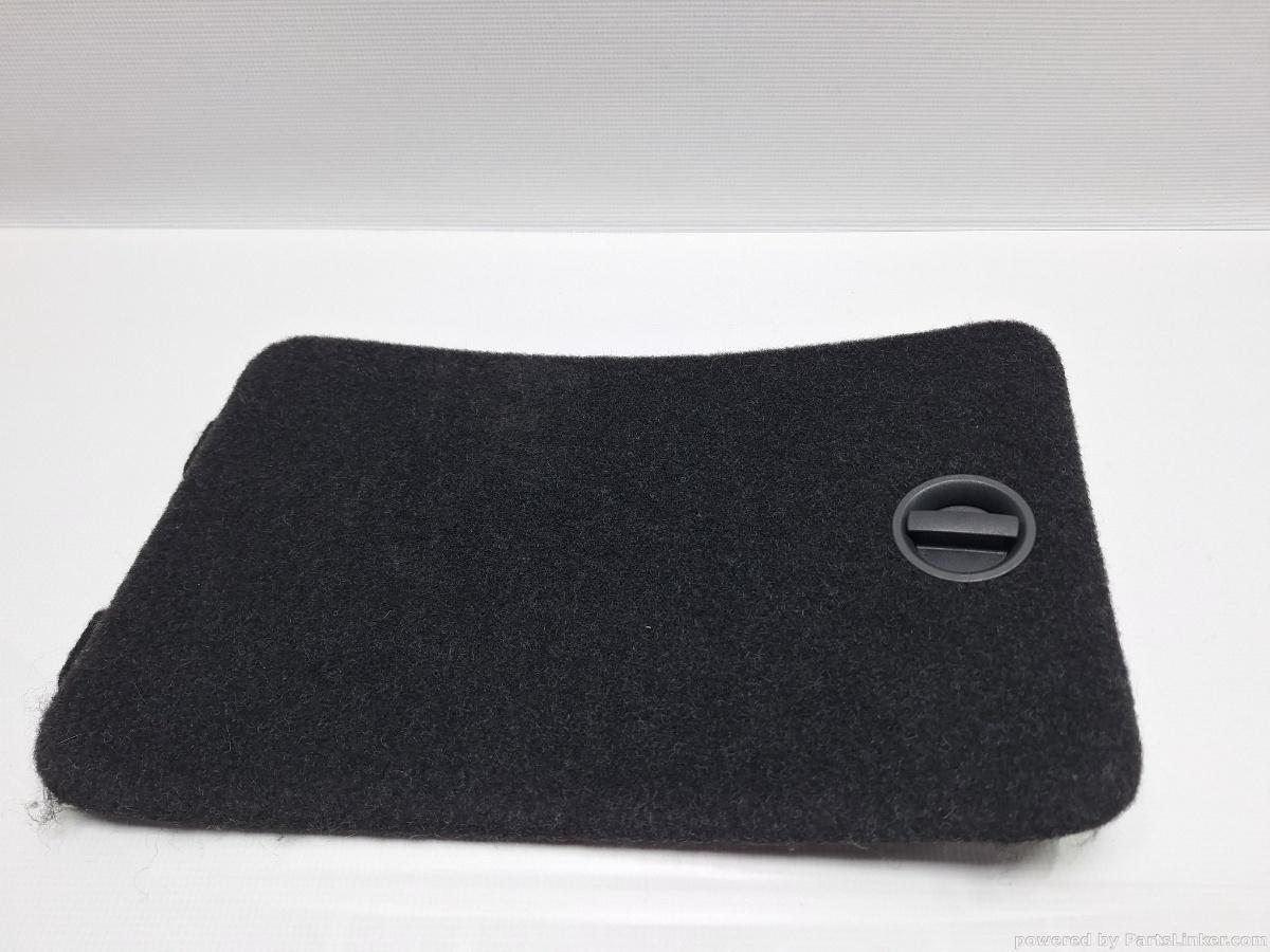 Capac lateral portbagaj VOLKSWAGEN PASSAT Variant (365) [ 2010 - 2014 ], VOLKSWAGEN PASSAT (365) [ 2010 - 2014 ] 1.6 TDi BlueMotion (CAYC) 77KW|105HP OEM 3C9868886