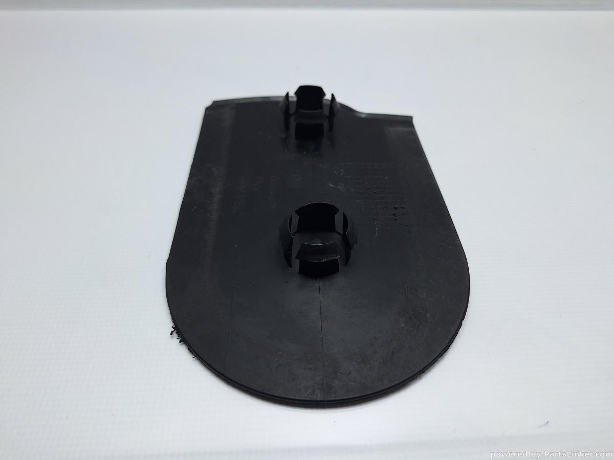 Capac podea VOLKSWAGEN PASSAT Variant (365) [ 2010 - 2014 ], VOLKSWAGEN PASSAT (365) [ 2010 - 2014 ] 1.6 TDi BlueMotion (CAYC) 77KW|105HP OEM 3C0825967