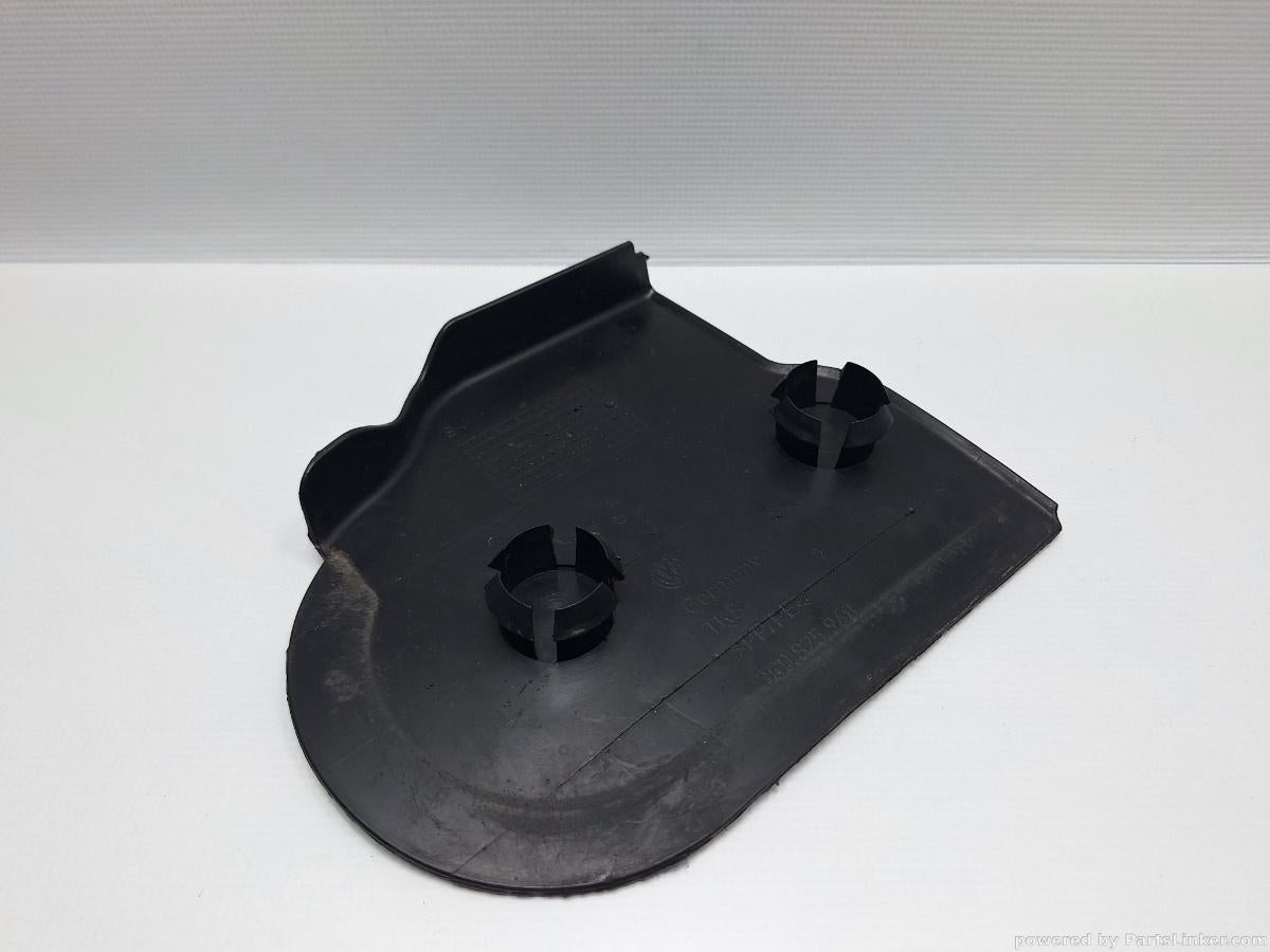 Capac podea VOLKSWAGEN PASSAT Variant (365) [ 2010 - 2014 ], VOLKSWAGEN PASSAT (365) [ 2010 - 2014 ] 1.6 TDi BlueMotion (CAYC) 77KW|105HP OEM 3C0825968