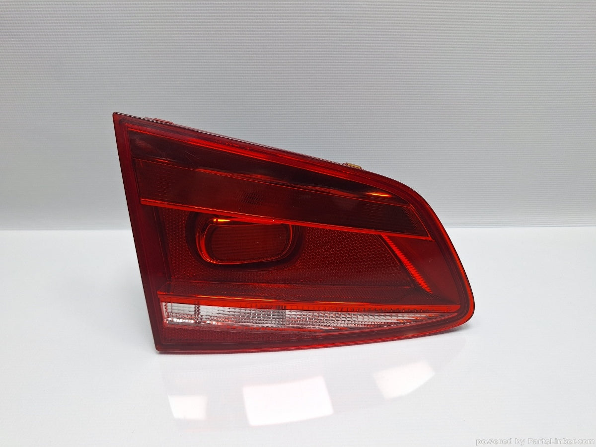 Stop de pe haion Stanga VOLKSWAGEN PASSAT (365) [ 2010 - 2014 ] 1.6 TDi BlueMotion (CAYC) 77KW|105HP 3AF945093M