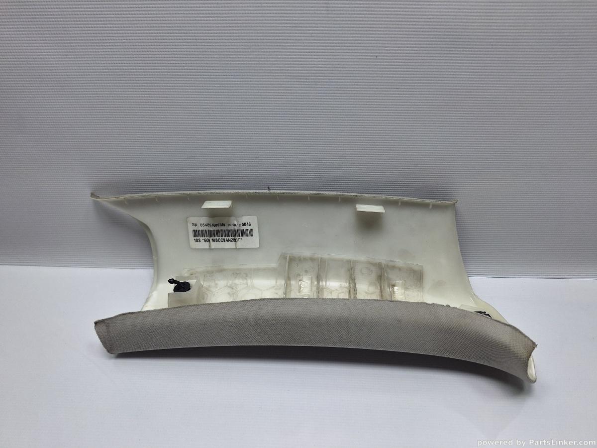 Ornament stalp dreapta spate VOLKSWAGEN PASSAT Variant (365) [ 2010 - 2014 ], VOLKSWAGEN PASSAT (365) [ 2010 - 2014 ] 1.6 TDi BlueMotion (CAYC) 77KW|105HP OEM 3C9867242D