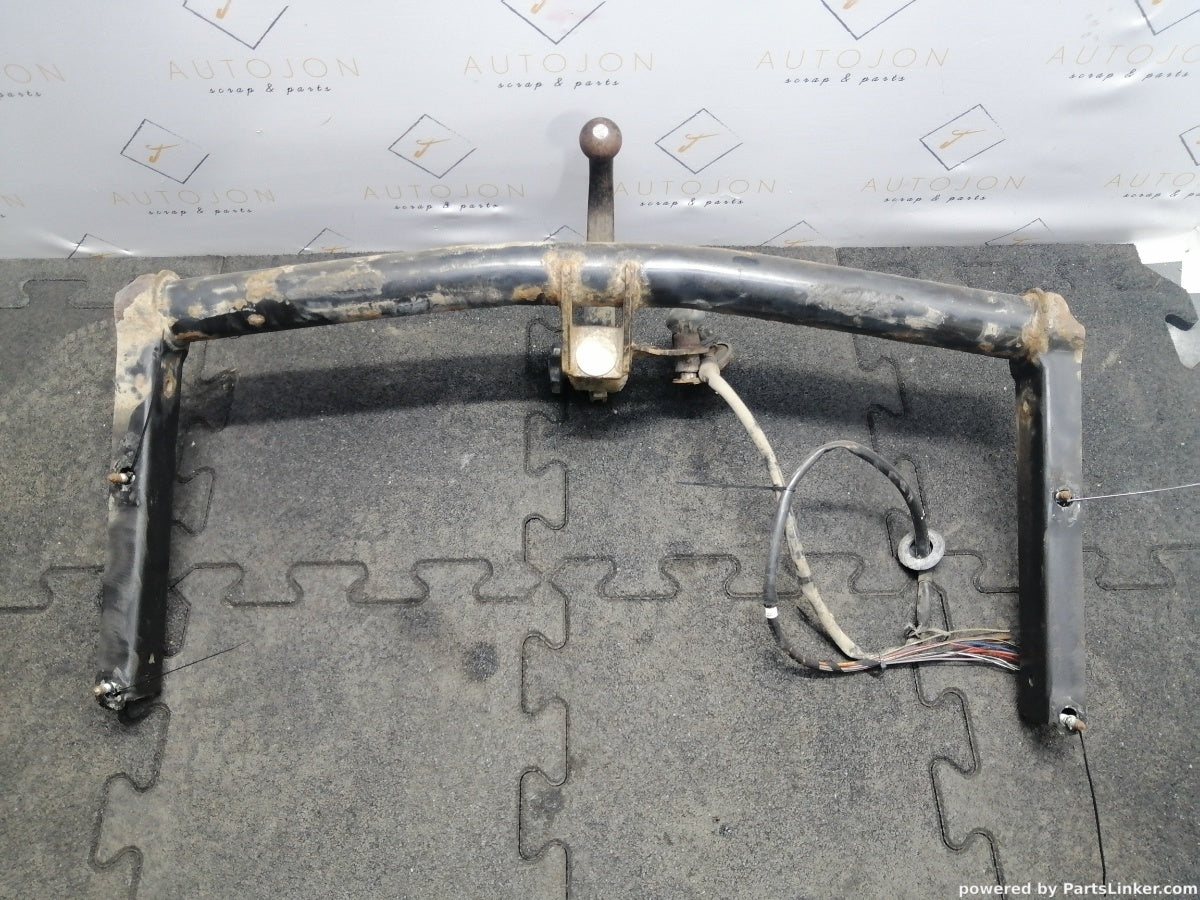 Carlig remorcare VOLKSWAGEN PASSAT Variant (3B6) [ 2000 - 2005 ] TDI (AVB) 74KW|101HP