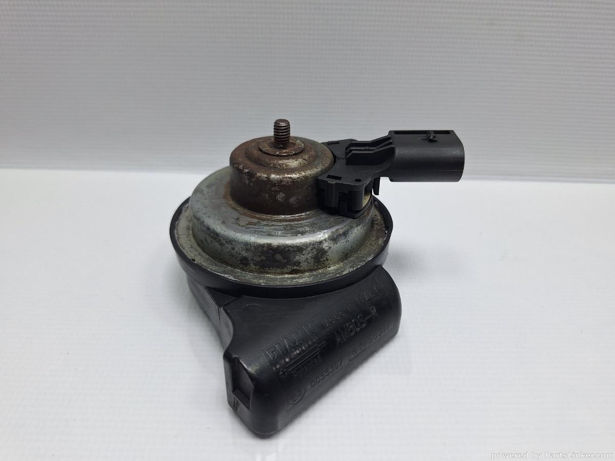 Claxon joase VOLKSWAGEN PASSAT Variant (365) [ 2010 - 2014 ], VOLKSWAGEN PASSAT (365) [ 2010 - 2014 ] 1.6 TDi BlueMotion (CAYC) 77KW|105HP OEM 7N0951221A